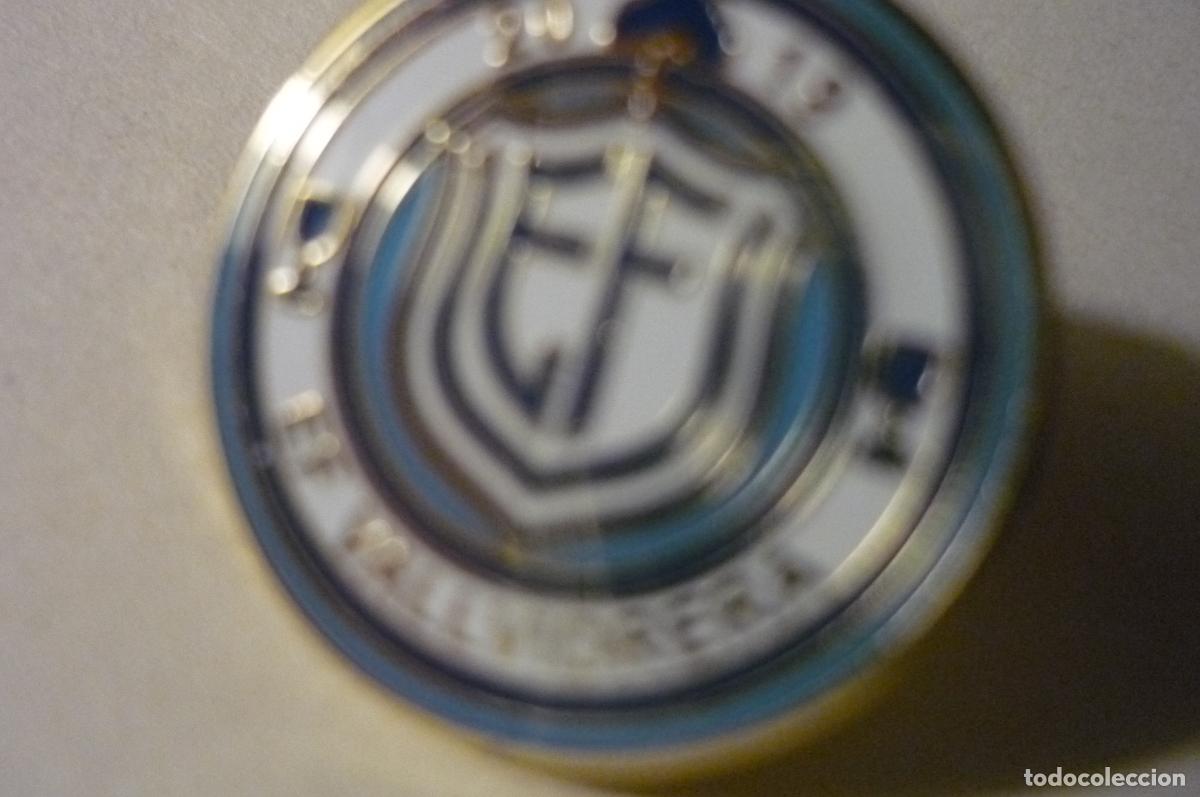 Coleccionismo deportivo: pin futbol ef vallvidrera fed catalana
