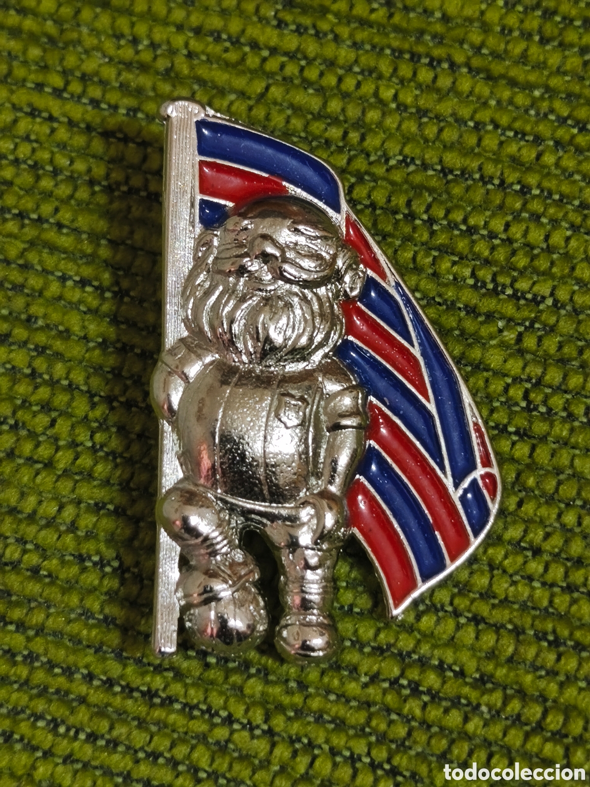 Coleccionismo deportivo: PIN DE L&acute;AVI DEL BAR&Ccedil;A. F&Uacute;TBOL CLUB BARCELONA.