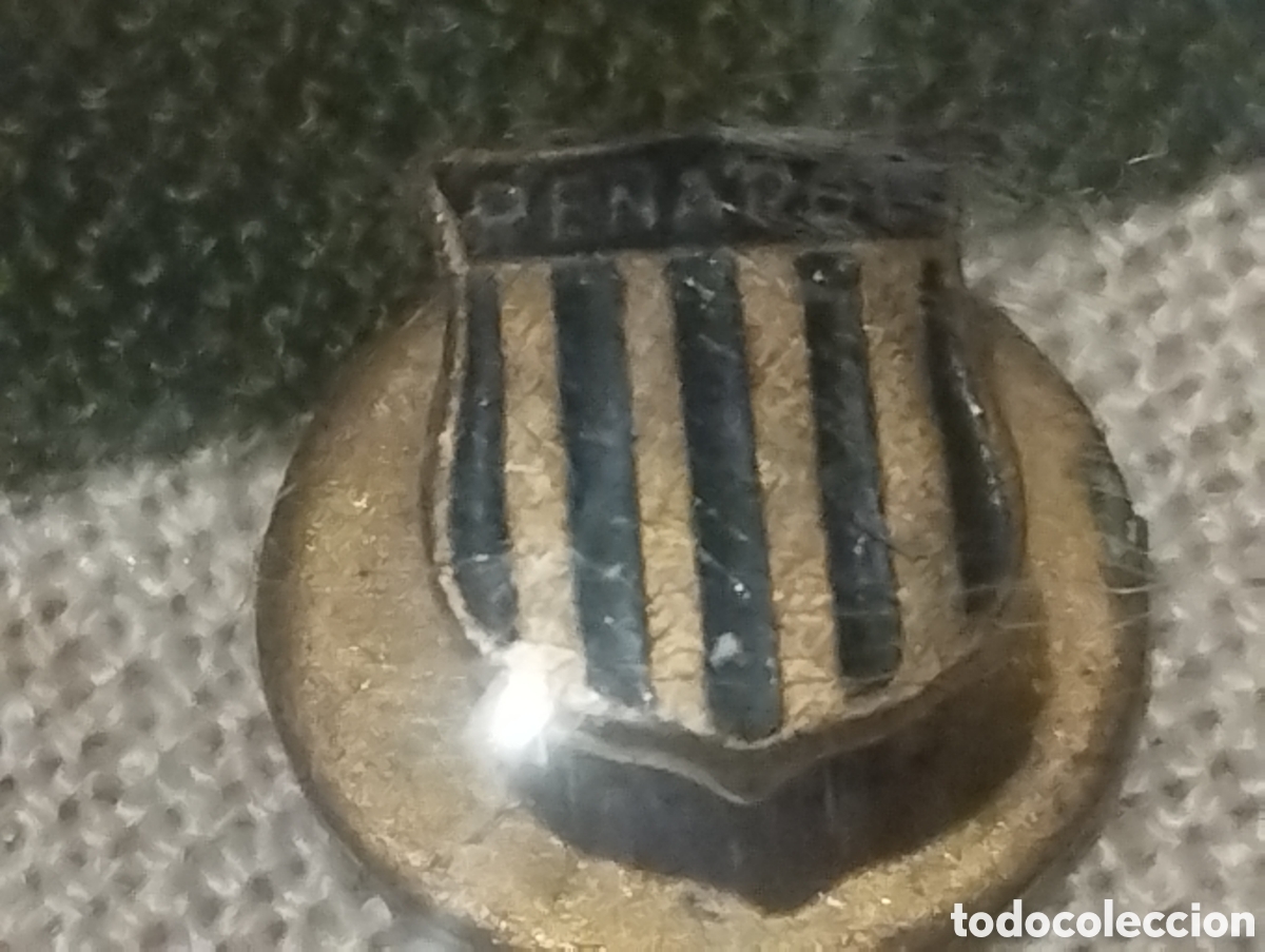 Coleccionismo deportivo: Ins&iacute;gnia de solapa Pe&ntilde;arol - Foto 1