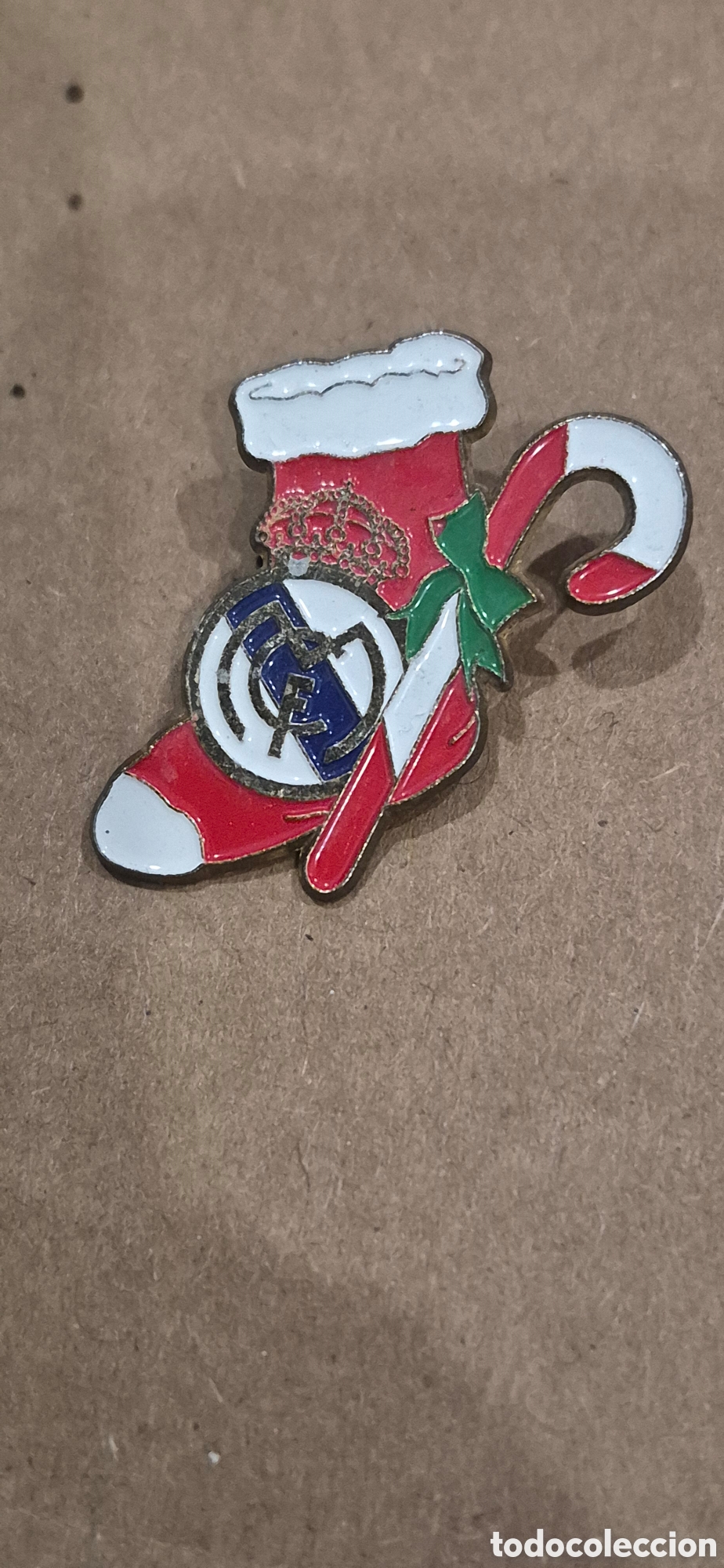Collezionismo sportivo: Pin Real Madrid Club de F&uacute;tbol a&ntilde;os 80-90