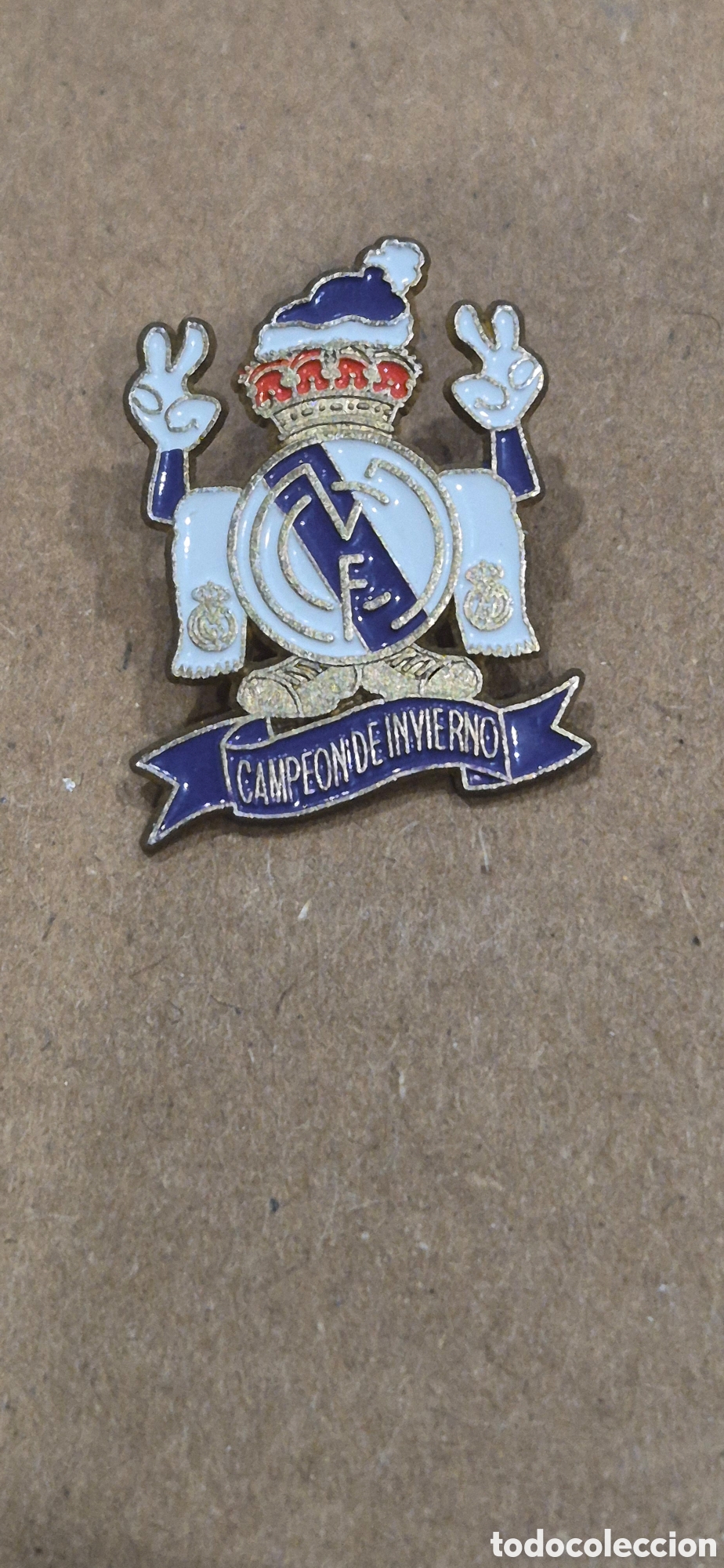 Collezionismo sportivo: Pin Real Madrid Club de F&uacute;tbol a&ntilde;os 80-90