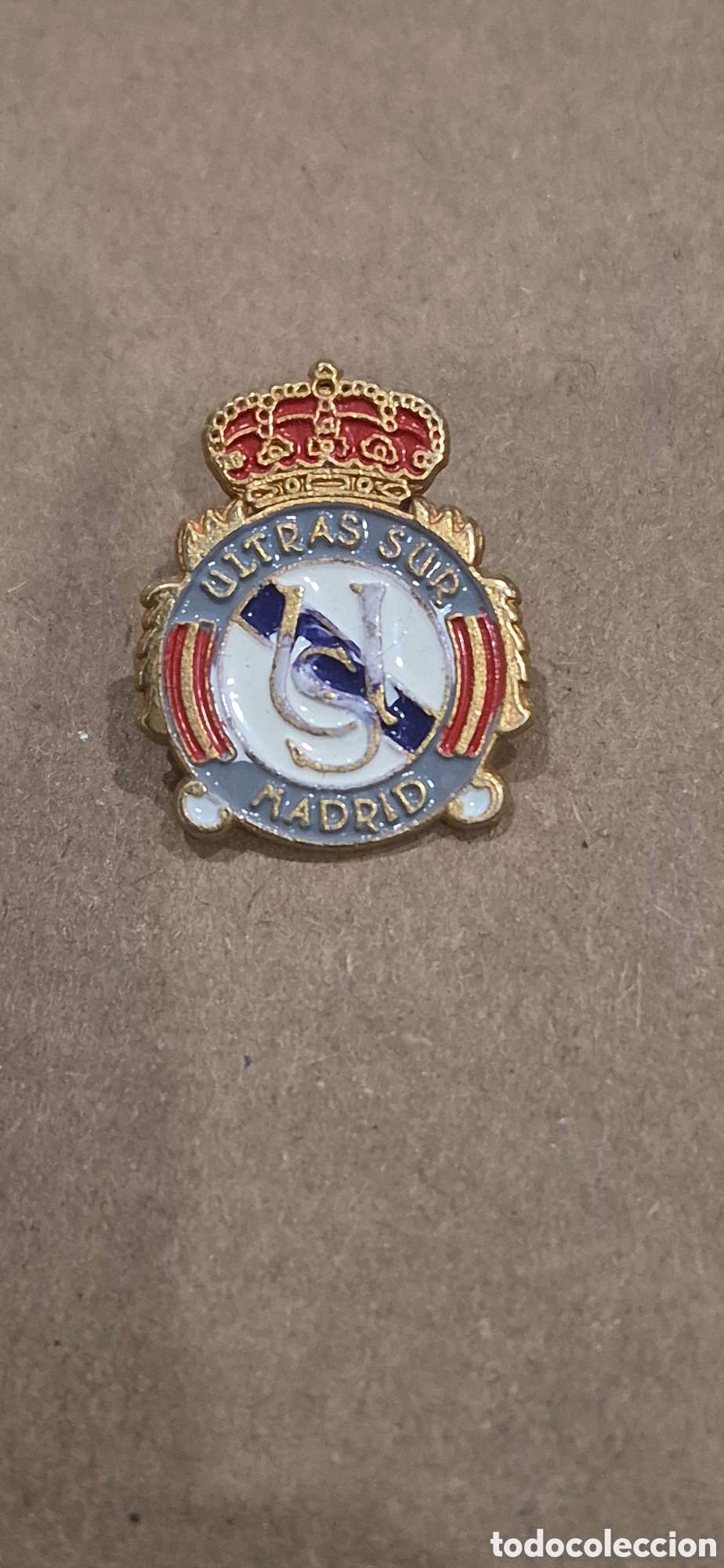Collezionismo sportivo: Pin Real Madrid Club de F&uacute;tbol a&ntilde;os 80-90