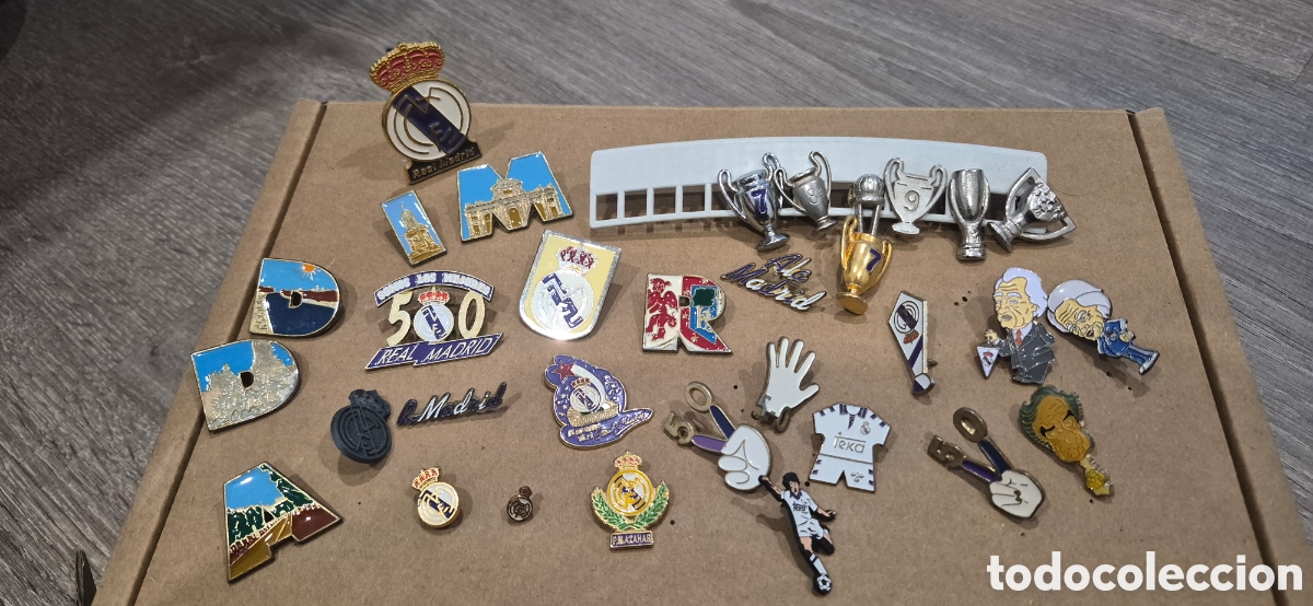 Collectionnisme sportif: LOTE PINS METAL FUTBOL REAL MADRID C.F. TAL COMO SE VE EN LAS FOTOS