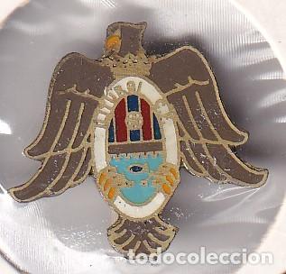 Collectionnisme sportif: ANTIGUA INSIGNIA DE IMPERDIBLE DEL EQUIPO DE FUTBOL ILITURGI (FOOTBALL) JAEN