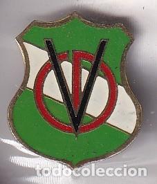 Collectionnisme sportif: ANTIGUA INSIGNIA DE IMPERDIBLE DEL EQUIPO DE FUTBOL VILLANUEVA DE LA REINA (FOOTBALL) JAEN