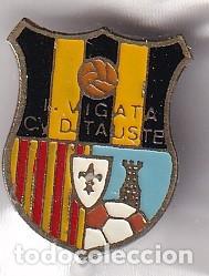 Collectionnisme sportif: ANTIGUA INSIGNIA DE IMPERDIBLE DEL EQUIPO DE FUTBOL TAUSTE (FOOTBALL) ZARAGOZA