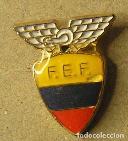 Collezionismo sportivo: PIN DE FUTBOL - FEDERACION DE ECUADOR