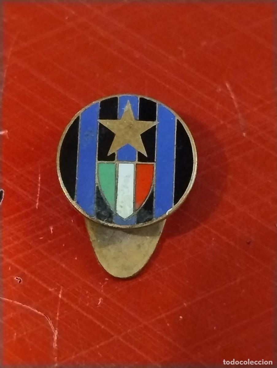 Coleccionismo deportivo: INSIGNIA OJAL, MUY RARA ESCUDO EQUIPO FUTBOL INTER DE MILAN