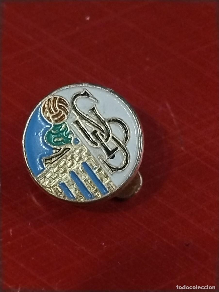 Coleccionismo deportivo: UD UNION DEPORTIVA SALAMANCA INSIGNIA DE SOLAPA OJAL PIN FUTBOL UDS