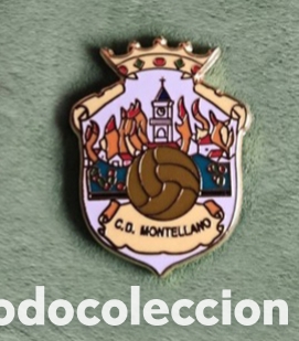 Coleccionismo deportivo: PIN F&Uacute;TBOL C D.MONTELLANO