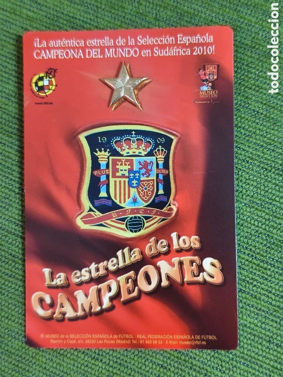 Coleccionismo deportivo: PIN LA ESTRELLA DE LOS CAMPEONES. RFEF PIN OFICIAL MUNDIAL 2010 SUD&Aacute;FRICA. CAMPEONES DEL MUNDO.