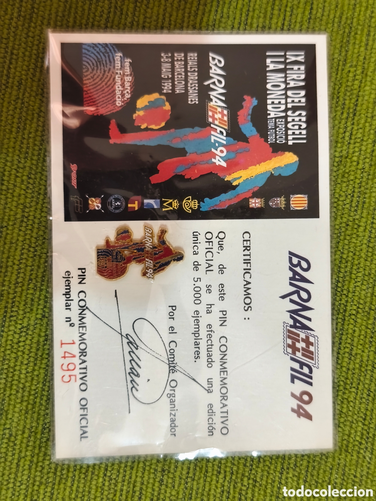Coleccionismo deportivo: PIN CONMEMORATIVO OFICIAL NUMERADO 1495/5000 IX FERIA DEL SEGELL I LA MONEDA BARNA FIL 94. BAR&Ccedil;A