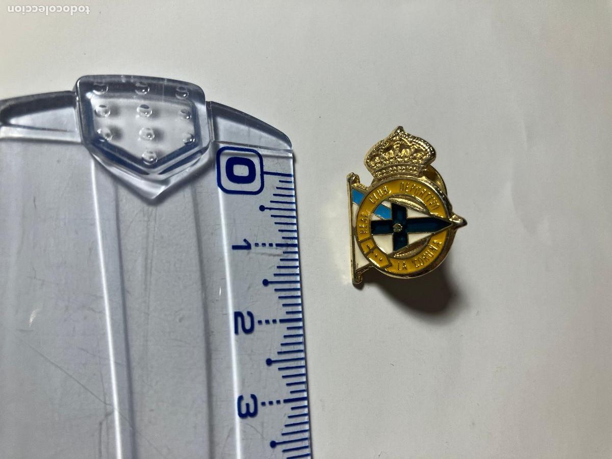 Coleccionismo deportivo: Pin f&uacute;tbol. Real Club Deportivo La Coru&ntilde;a 2