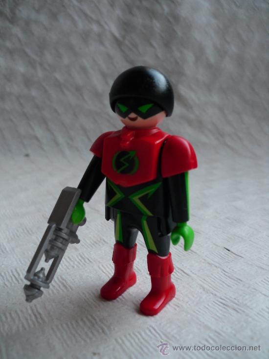 Playmobil: PLAYMOBIL FIGURES SERIE 5 SUPER HEROE 1 FAMOBIL (ZCETA)
