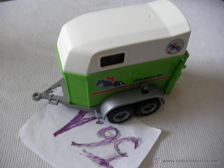 Playmobil: TRANSPORTIN PARA CABALLOS DE CARRERAS PLAYMOBIL