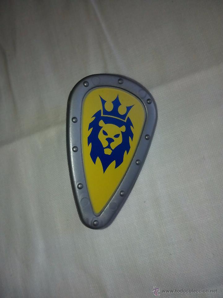 Playmobil: ESCUDO MEDIEVAL PLAYMOBIL LEON - Foto 1