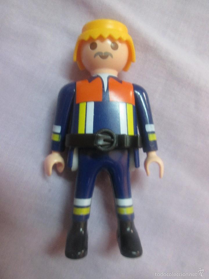 Playmobil: Mu&ntilde;eco Figura playmobil  a&ntilde;o 1997