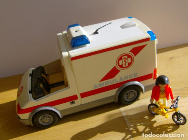 Playmobil: PLAYMOBIL AMBULANCIA - Foto 2