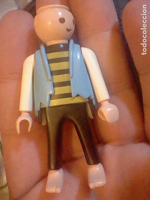 Playmobil: figura playmobil `pirata grumete marinero  o similar sin pelo