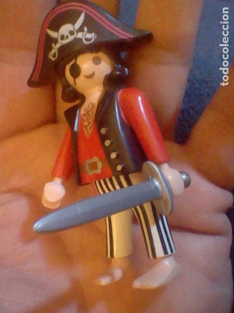 Playmobil: figura playmobil pirata marinero o similar espada sombrero negro