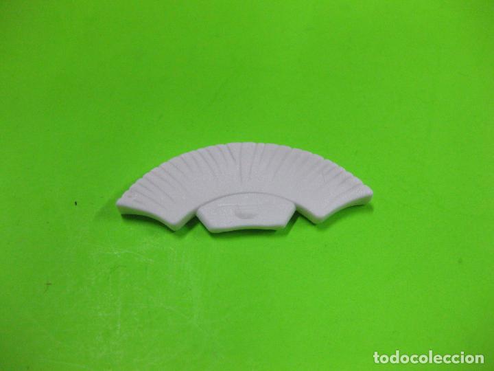 Playmobil: PLAYMOBIL CASCO ROMANO PENACHO CEPILLO BLANCO - Foto 1