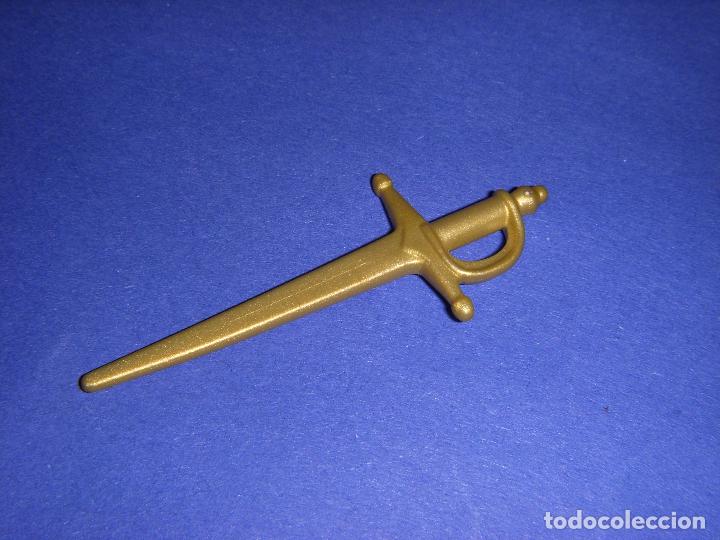 Playmobil: PLAYMOBIL - SABLE / ESPADA / FLORETE DORADO - Foto 1