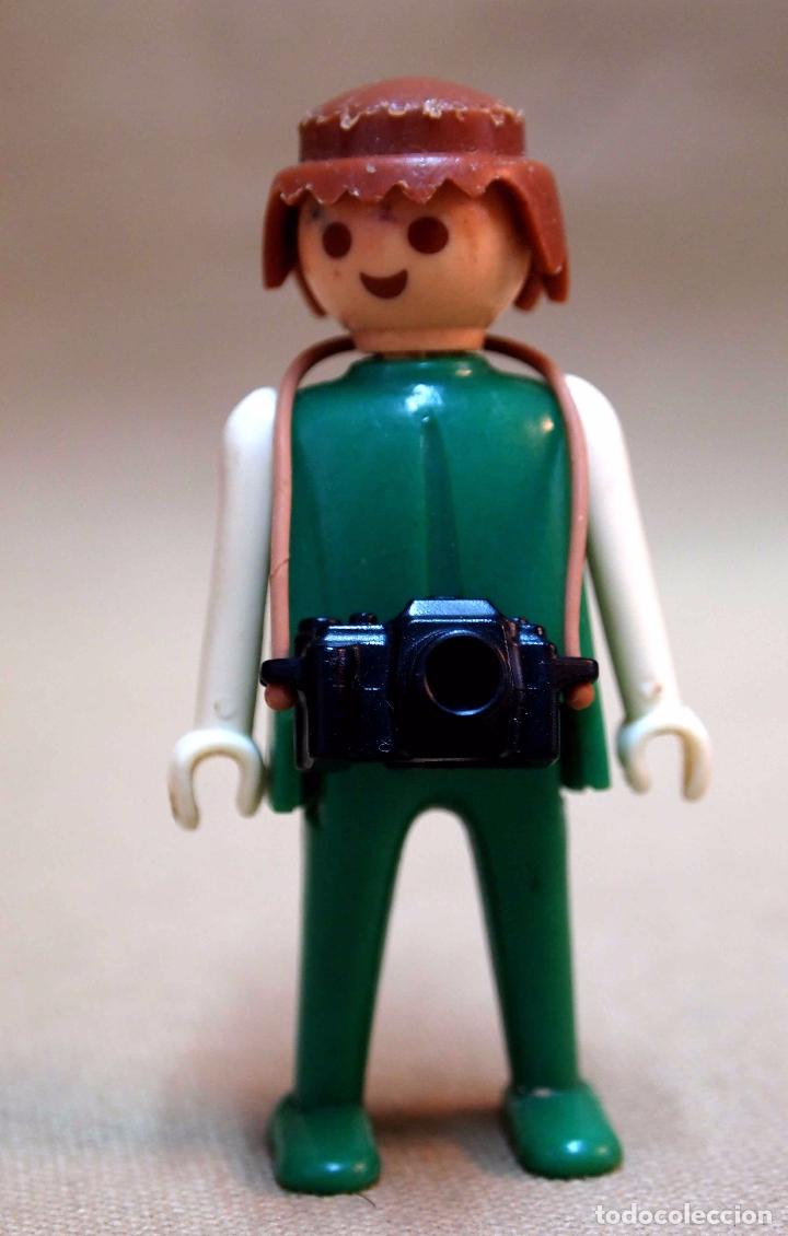 Playmobil: FAMOBIL, PLAYMOBIL, FIGURA ARTICULADA, PRIMERA EPOCA, MANOS FIJAS, 1970s, FOTOGRAFO