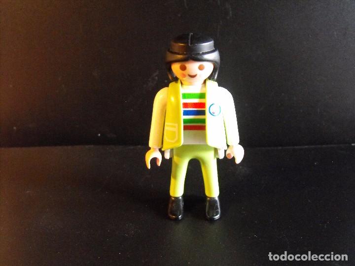 Playmobil: Playmobil. Figura de mujer. - Foto 1