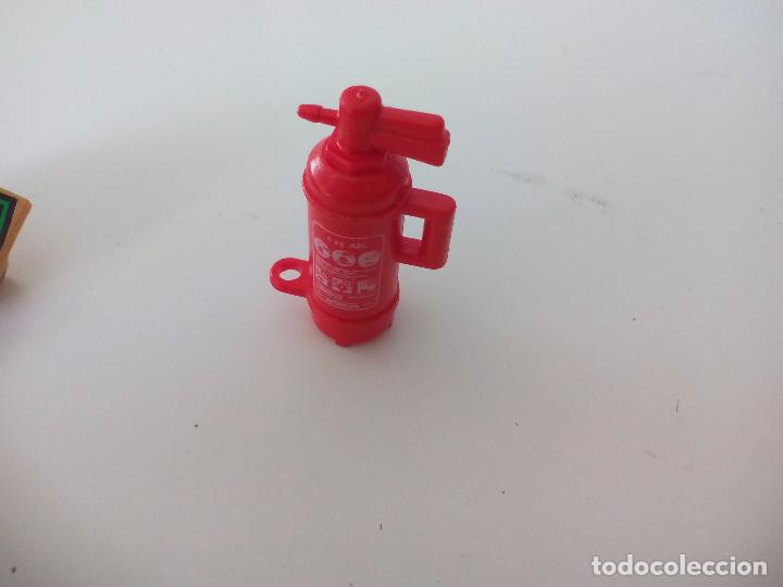 Playmobil: Playmobil pieza. extintor . Bomberos. - Foto 1