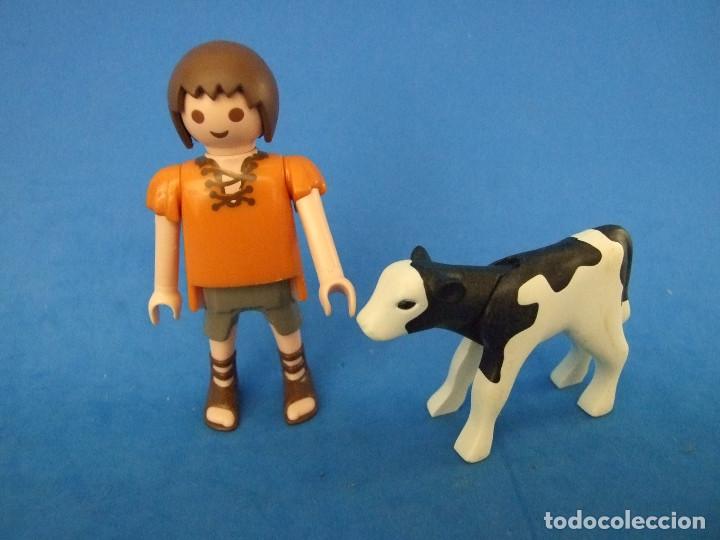 Playmobil: Playmobil Joven pastor con ternera - Foto 1