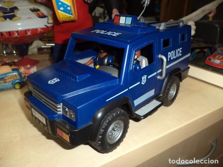 coche blindado de playmobil