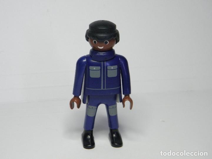 playmobil negro