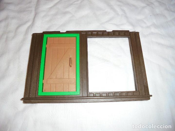 Playmobil: PLAYMOBIL PARED CON PUERTA - Foto 1