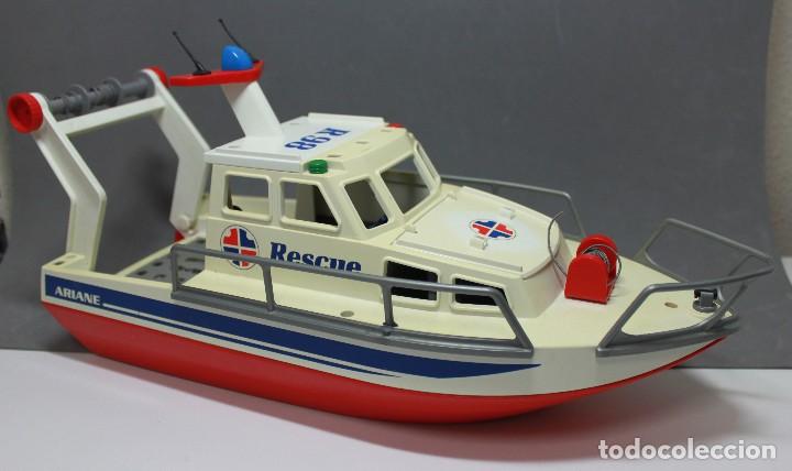 playmobil ariane rescue boat