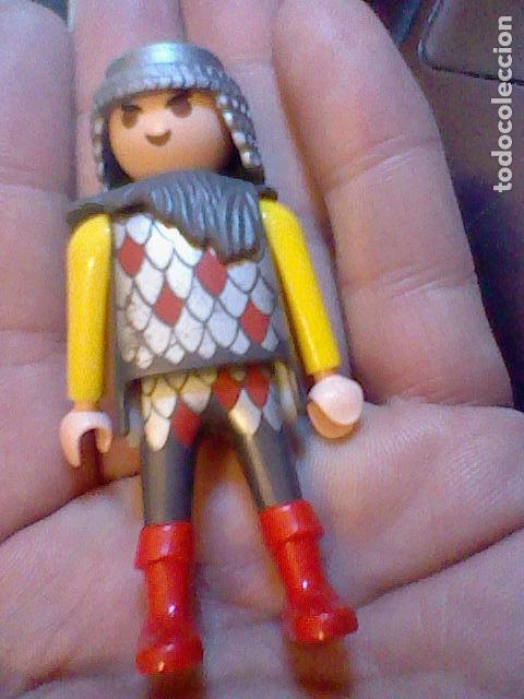 Playmobil: mu&ntilde;eco playmobil geguerro soldado vikingo
