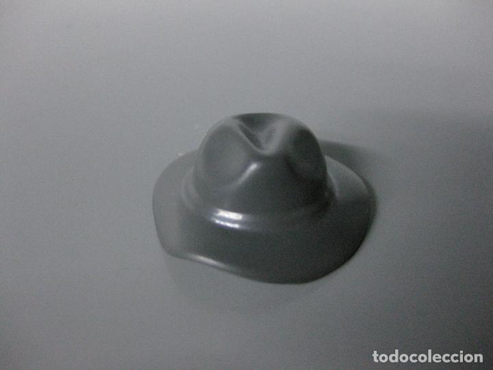 Playmobil: playmobil sombrero oeste ala doblada - Foto 1