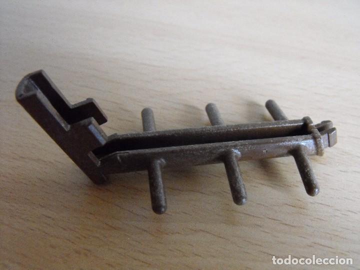Playmobil: Playmobil. Escalera r&uacute;stica de madera . Medieval, - Foto 2
