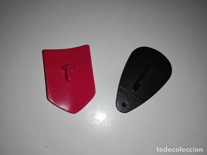 Playmobil: Lote playmobil ldp2 escudos - Foto 2