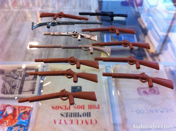 Playmobil: 12 RIFLES PLAYMOBIL - Foto 2