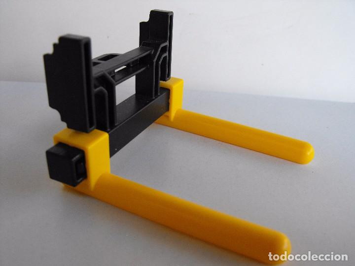 Playmobil: Playmobil. Palas de carretilla elevadora. - Foto 1