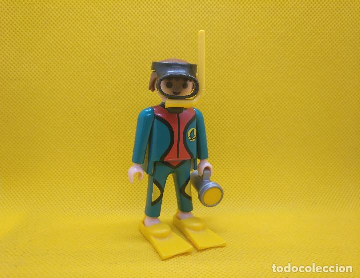 Playmobil: Playmobil Buceador con linterna - Foto 1