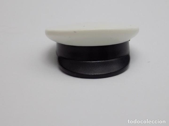 Playmobil: gorro sombrero casco playmobil - Foto 1