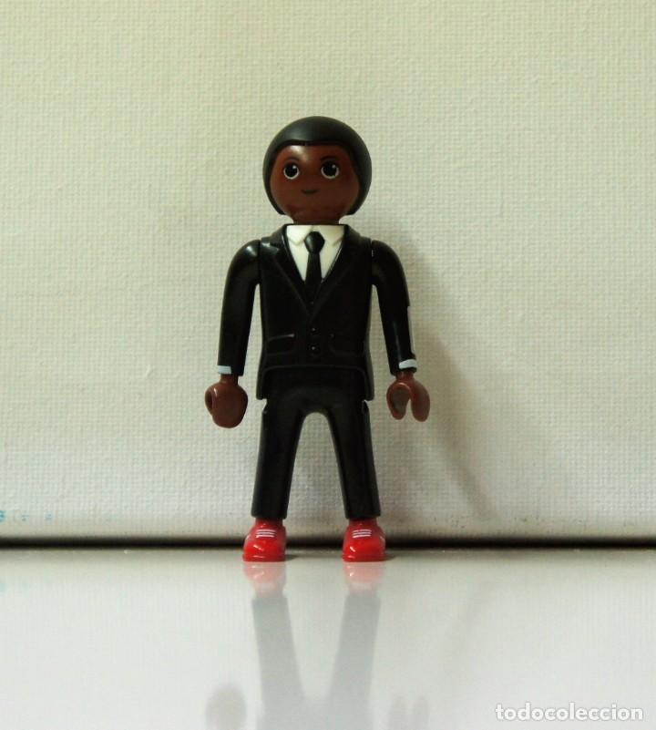 playmobil negro