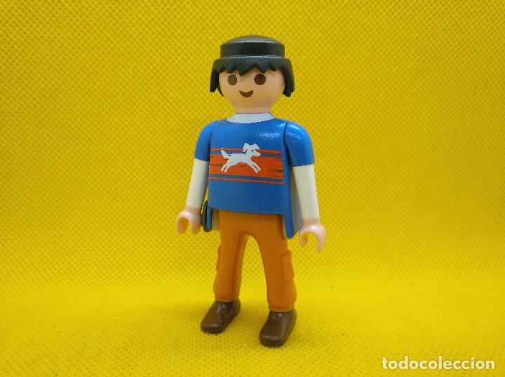 Playmobil: Playmobil Hombre actual, chico con perro el la camiseta