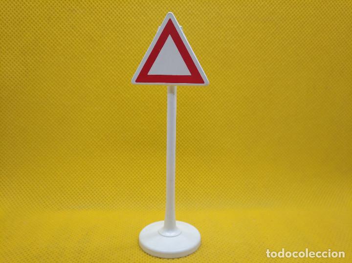 Playmobil: Playmobil Se&ntilde;al de tr&aacute;fico Ceda el paso
