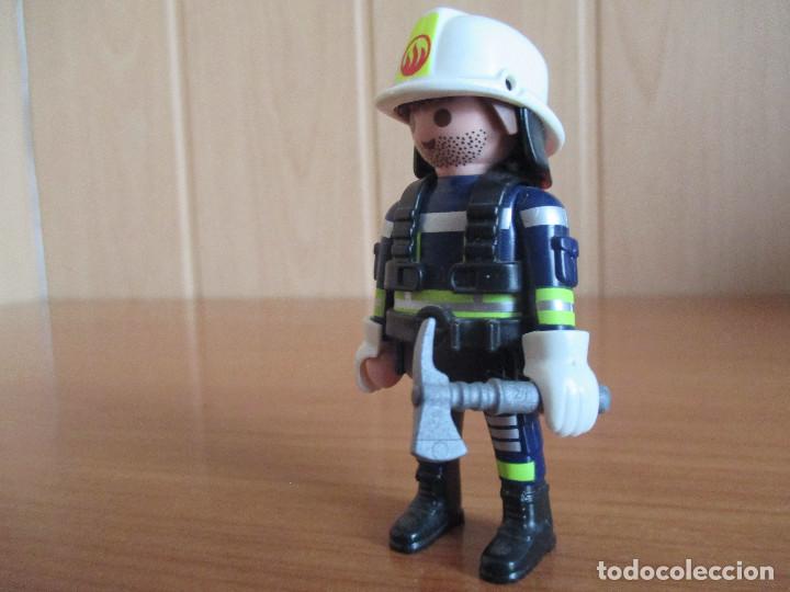 Playmobil: PLAYMOBIL: 1 BOMBERO - Foto 2