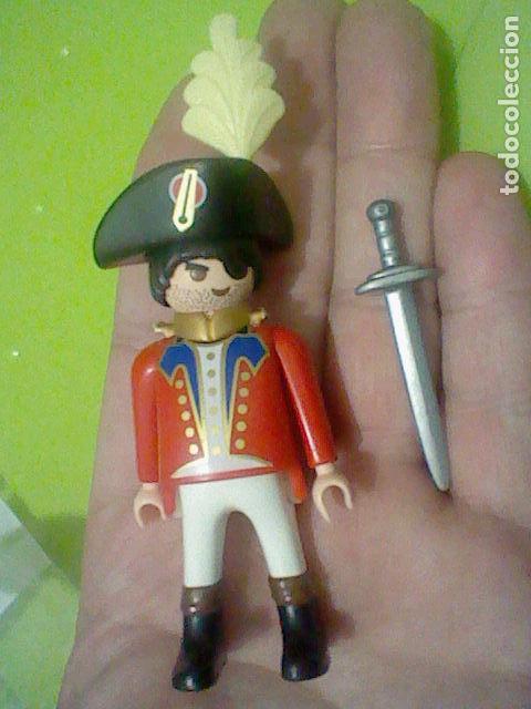 Playmobil: PIRATA SOLDADO MARINO PLAYMOBIL SOMBRERO TRES PICOS PLUMA BARBA PINTADA BARRIGA HISTORIA