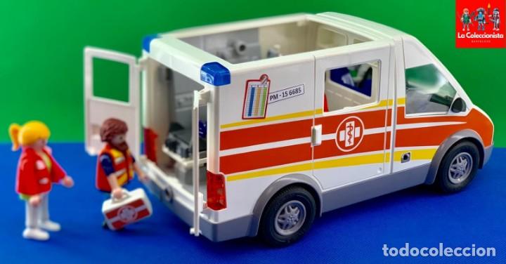 ambulancia playmobil 6685