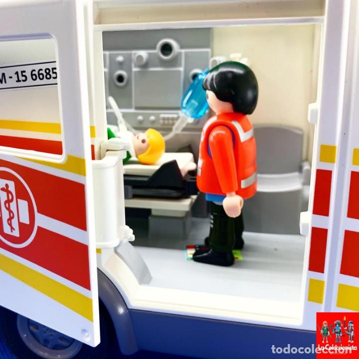 ambulancia playmobil 6685