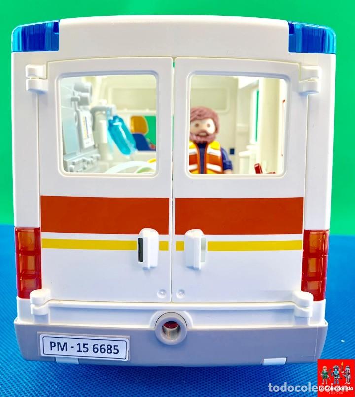 ambulancia playmobil 6685